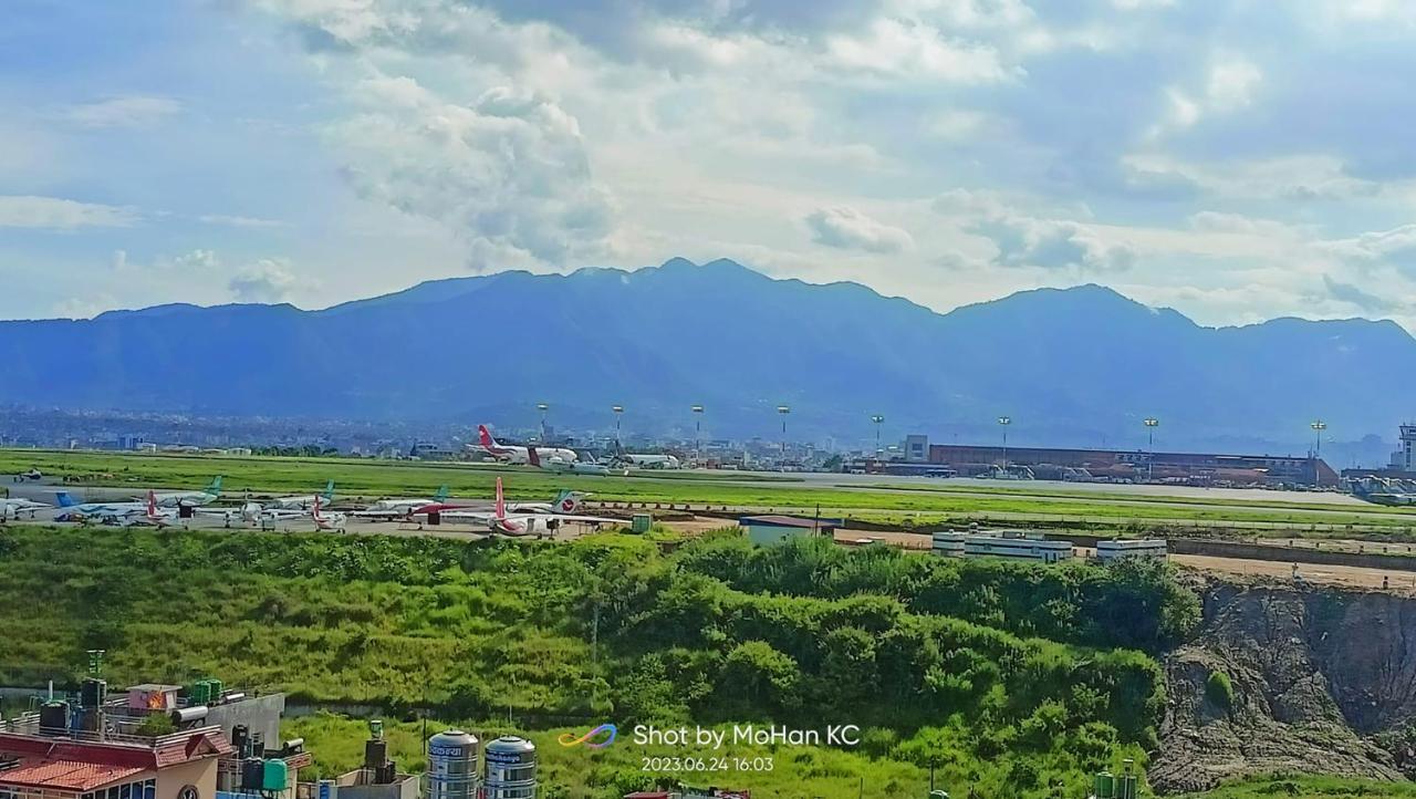 Kathmandu Airport View Hotel And Lodge Exterior foto